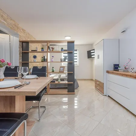 Izvor Zadarvillas * Bribir (Sibenik-Knin)