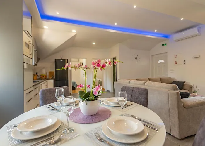 Izvor Zadarvillas * Bribir (Sibenik-Knin)