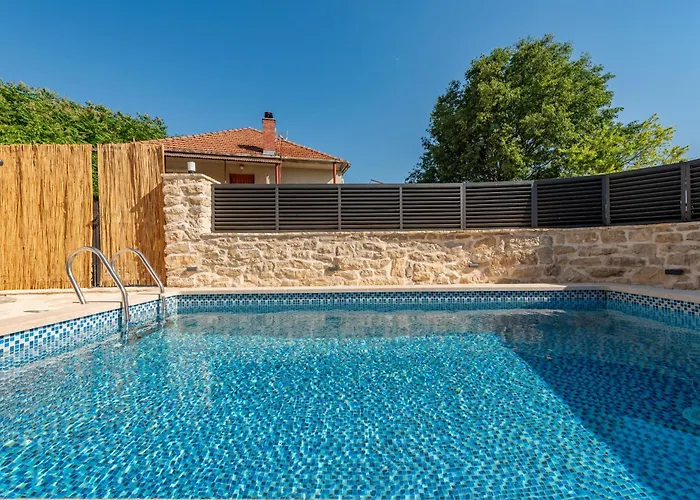 Villa Izvor Zadarvillas *