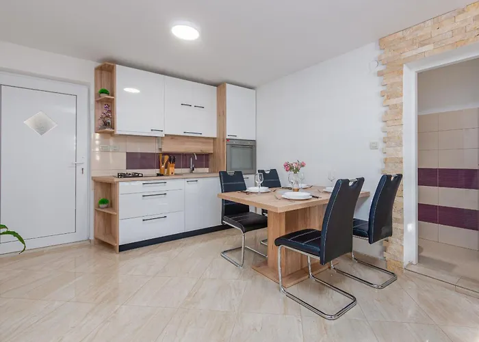 别墅 Izvor Zadarvillas Bribir (Sibenik-Knin)