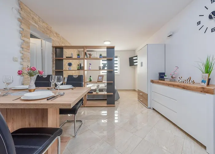 Izvor Zadarvillas * Bribir (Sibenik-Knin)